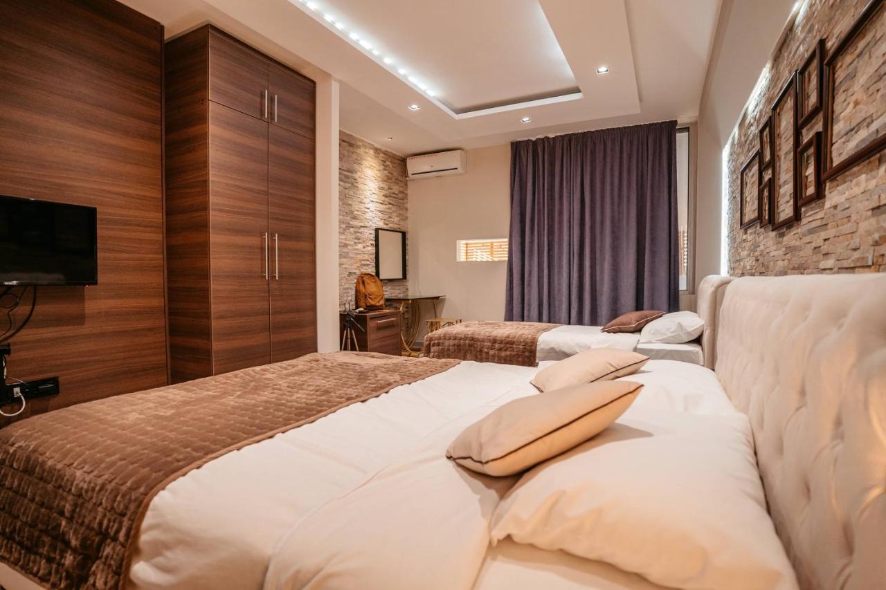 Magico Rooms & Apartments Nis Luaran gambar