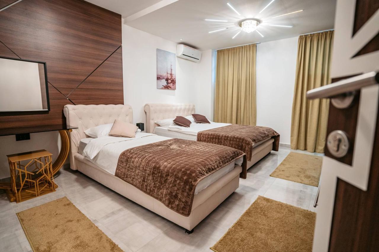 Magico Rooms & Apartments Nis Luaran gambar